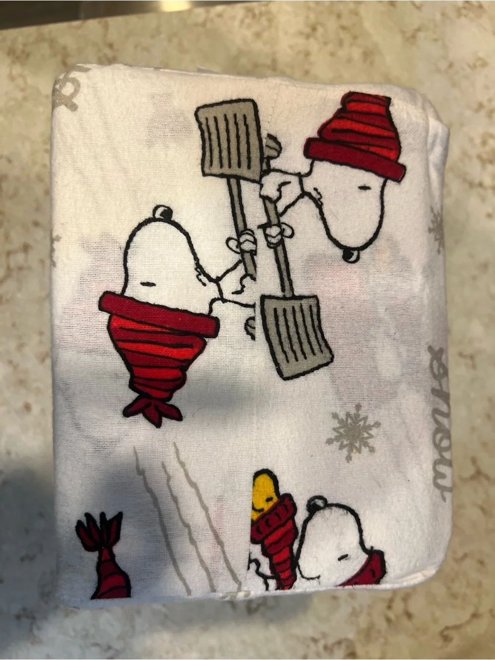 Peanuts White and Red Holiday Flannel Sheet Set